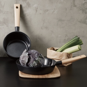 Lock&Lock Minimal Keramický rendlík s poklicí 18 cm černá