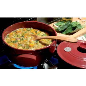 Emile Henry -Hrnec kulatý s poklicí pr. 28,5 cm červená