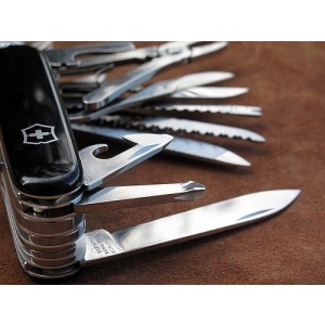 Victorinox Swiss Champ, černý 1.6795.3