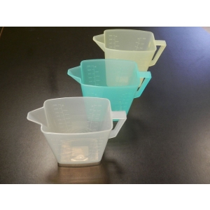 Odměrka na sypké hmoty s hubičkou